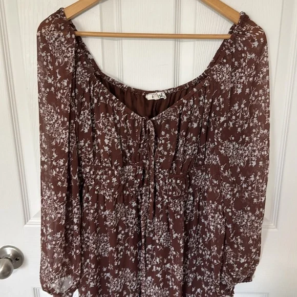 “Blush Over Shoulders Midi Dress” - Picture 2 of 6